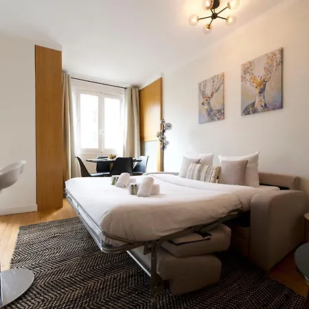 Cia - Champs Elysees Matignon דירה